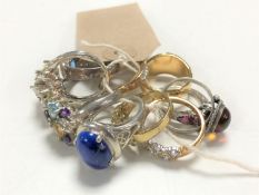 Ten gilt and white metal dress rings (10)