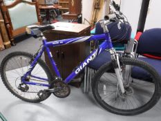 A Gents Giant Rock SE mountain bike