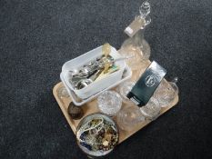 A tray of assorted glass ware, costume jewellery, wooden owl ink well, boxed pipe,