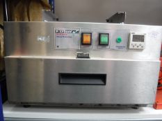 A stainless steel Polydiam PLB-A4.