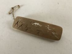 A 9ct gold South African bar brooch