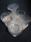 A tray of assorted glass ware,