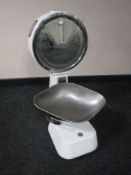 A set of Avery grocer's scales CONDITION REPORT: Cosmetically in decent condition