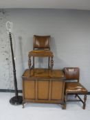 An oak blanket chest,