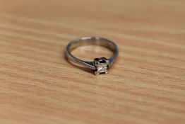 An 18ct white gold princess cut diamond ring