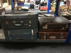 A quantity of vintage style luggage cases