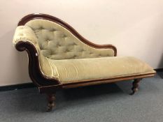 A Victorian mahogany chaise longue