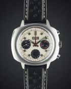 A GENTLEMAN'S STAINLESS STEEL ELGIN CHRONOGRAPH WRIST WATCH CIRCA 1970s, WITH 