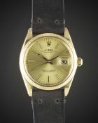 A GENTLEMAN'S 18K SOLID GOLD ROLEX OYSTER PERPETUAL DATE WRIST WATCH CIRCA 1967, REF. 1503 Movement: