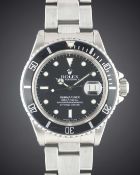 A GENTLEMAN'S STAINLESS STEEL ROLEX OYSTER PERPETUAL DATE SUBMARINER BRACELET WATCH CIRCA 1986, REF.