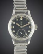 A GENTLEMAN'S STAINLESS STEEL BRITISH MILITARY OMEGA W.W.W. BRACELET WATCH CIRCA 1940s, PART OF