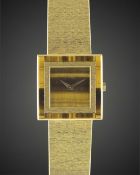 A LADIES 18K SOLID GOLD PIAGET BRACELET WATCH CIRCA 1970s, WITH TIGER'S EYE DIAL & BEZEL Movement:
