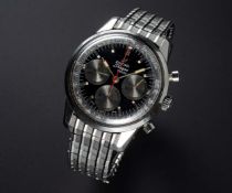 A RARE GENTLEMAN'S STAINLESS STEEL ENICAR SHERPA GRAPH CHRONOGRAPH BRACELET WATCH CIRCA 1960s,