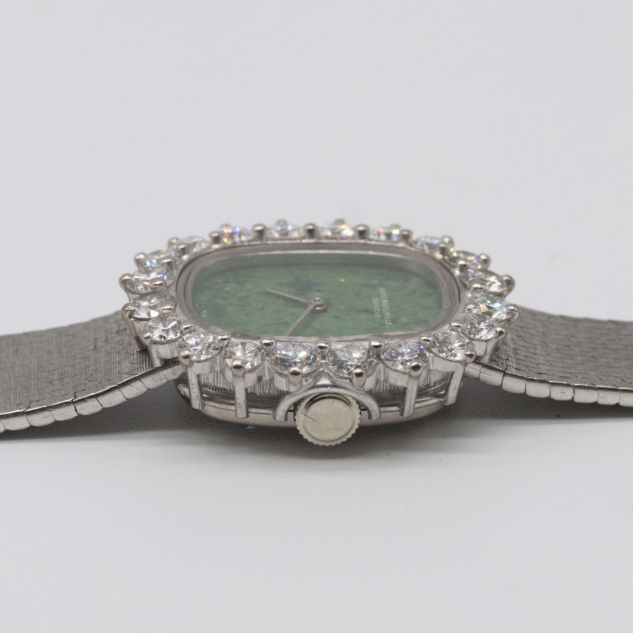 A FINE LADIES 18K SOLID WHITE GOLD & DIAMOND AUDEMARS PIGUET BRACELET WATCH CIRCA 1970s, WITH - Image 9 of 10