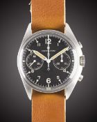 A GENTLEMAN'S STAINLESS STEEL BRITISH MILITARY ROYAL NAVY HAMILTON PILOTS CHRONOGRAPH WRIST WATCH