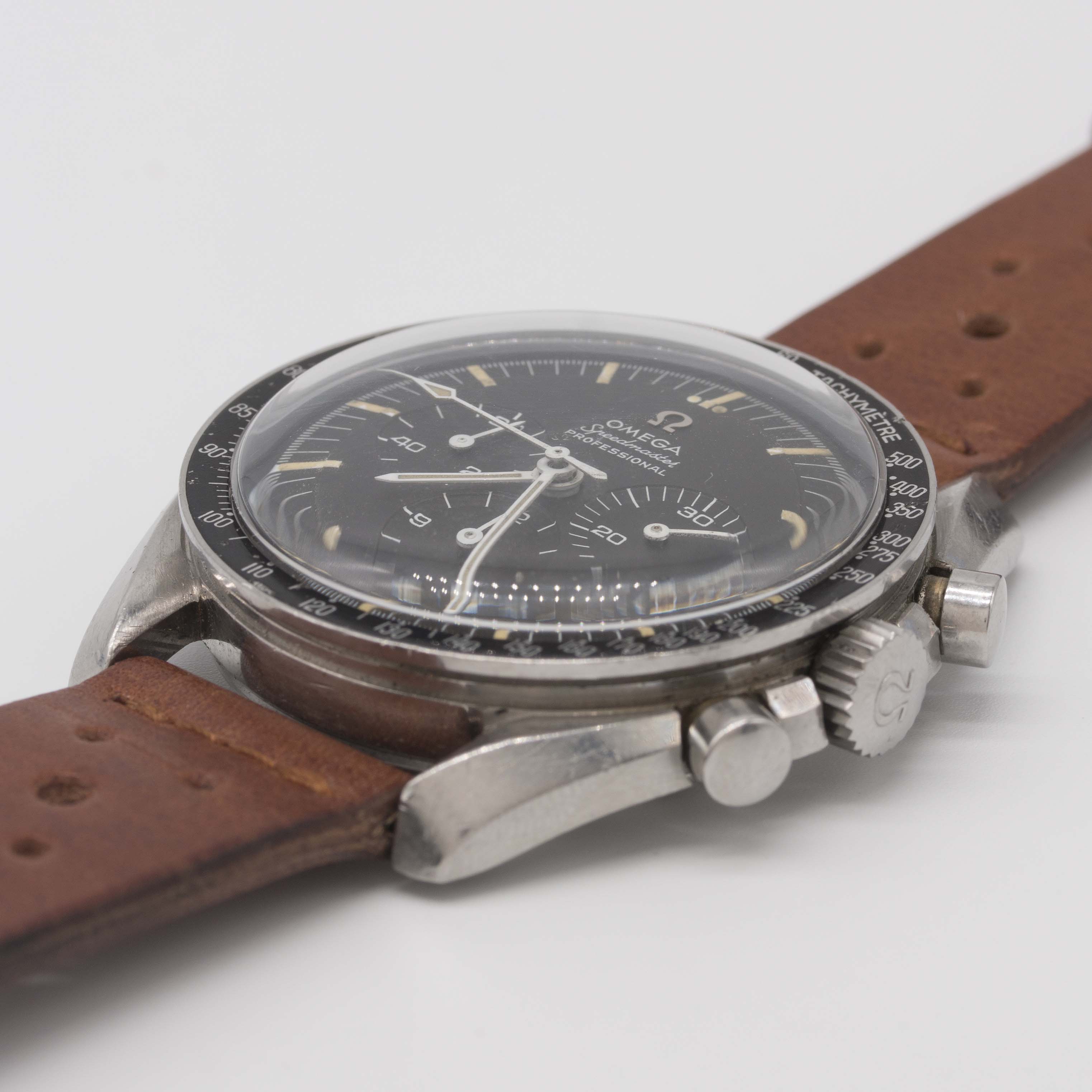 A RARE GENTLEMAN'S STAINLESS STEEL OMEGA SPEEDMASTER PROFESSIONAL "PRE MOON" CHRONOGRAPH WRIST WATCH - Image 5 of 12