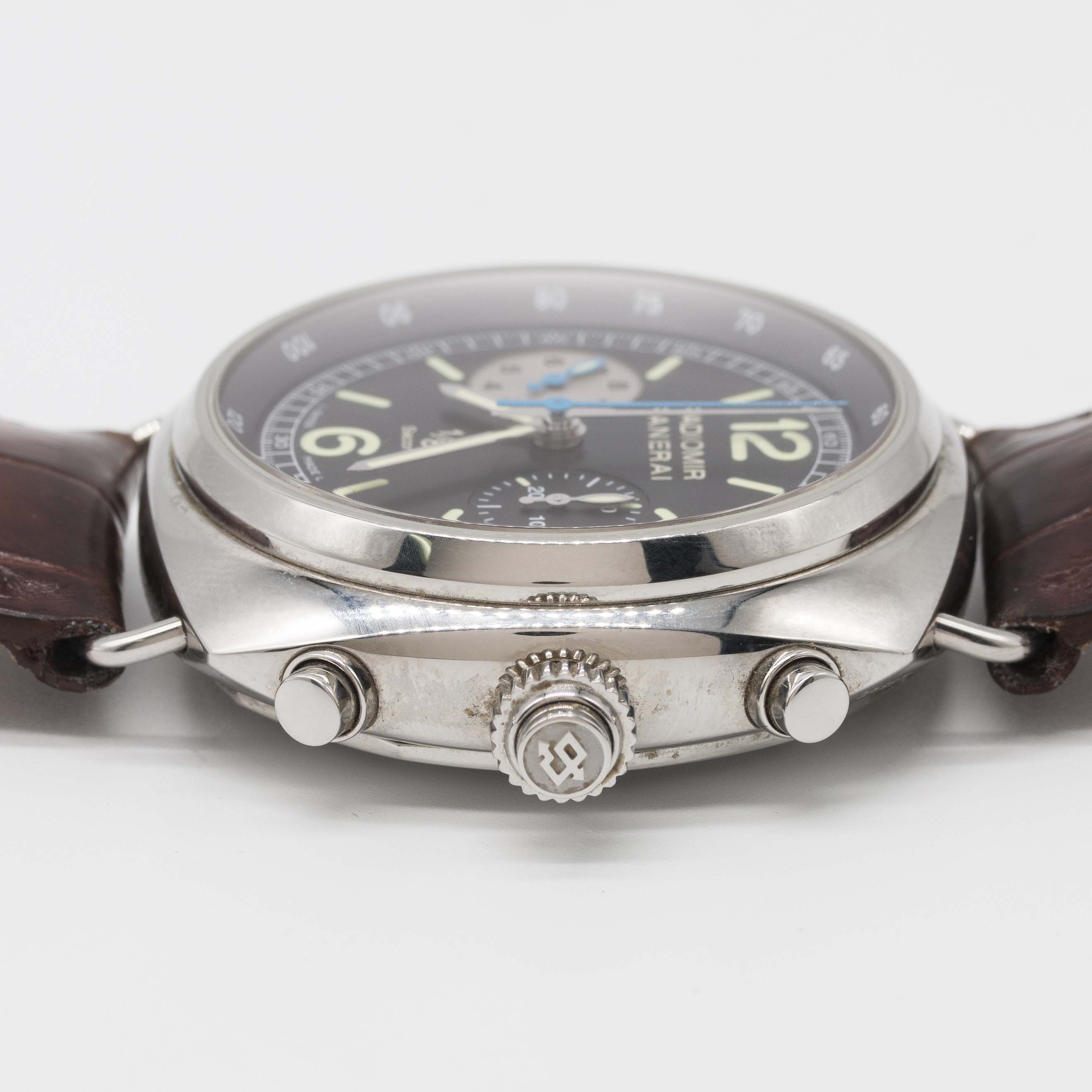 A GENTLEMAN'S STAINLESS STEEL PANERAI RADIOMIR 1/8TH SECOND RATTRAPANTE CHRONOGRAPH WRIST WATCH - Image 8 of 9