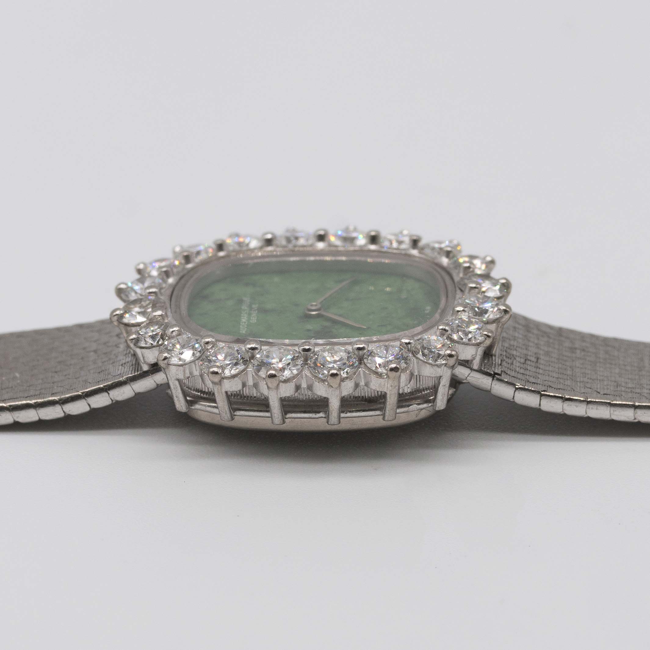 A FINE LADIES 18K SOLID WHITE GOLD & DIAMOND AUDEMARS PIGUET BRACELET WATCH CIRCA 1970s, WITH - Image 10 of 10