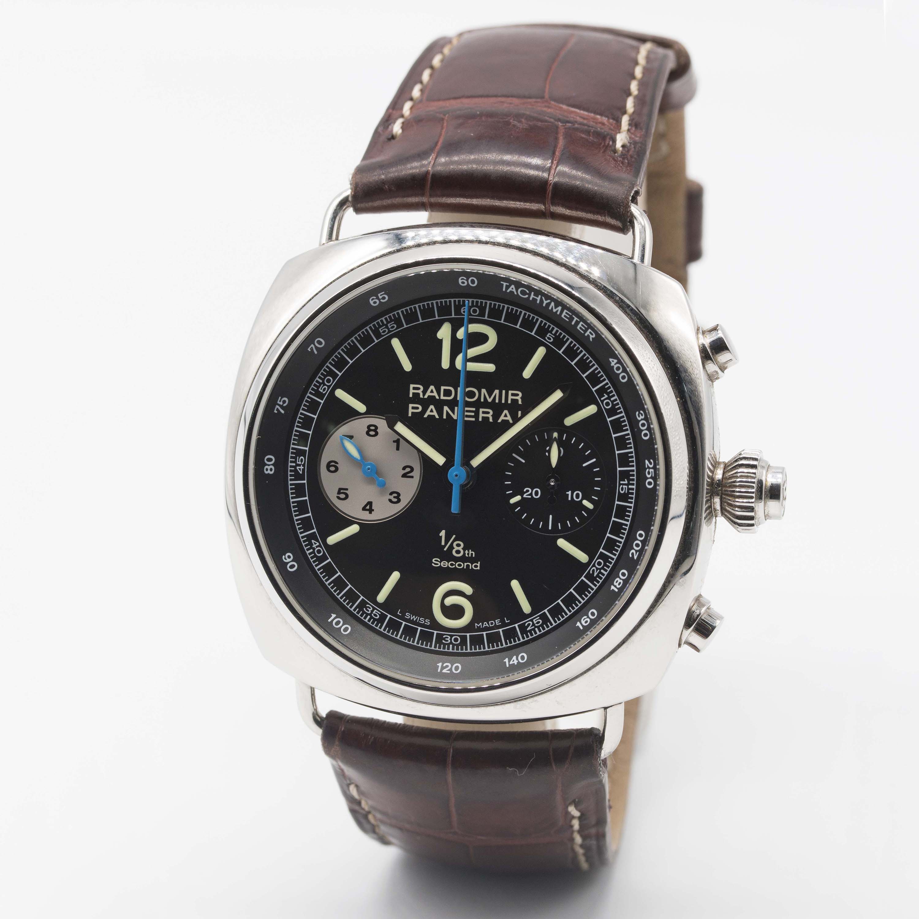 A GENTLEMAN'S STAINLESS STEEL PANERAI RADIOMIR 1/8TH SECOND RATTRAPANTE CHRONOGRAPH WRIST WATCH - Image 4 of 9