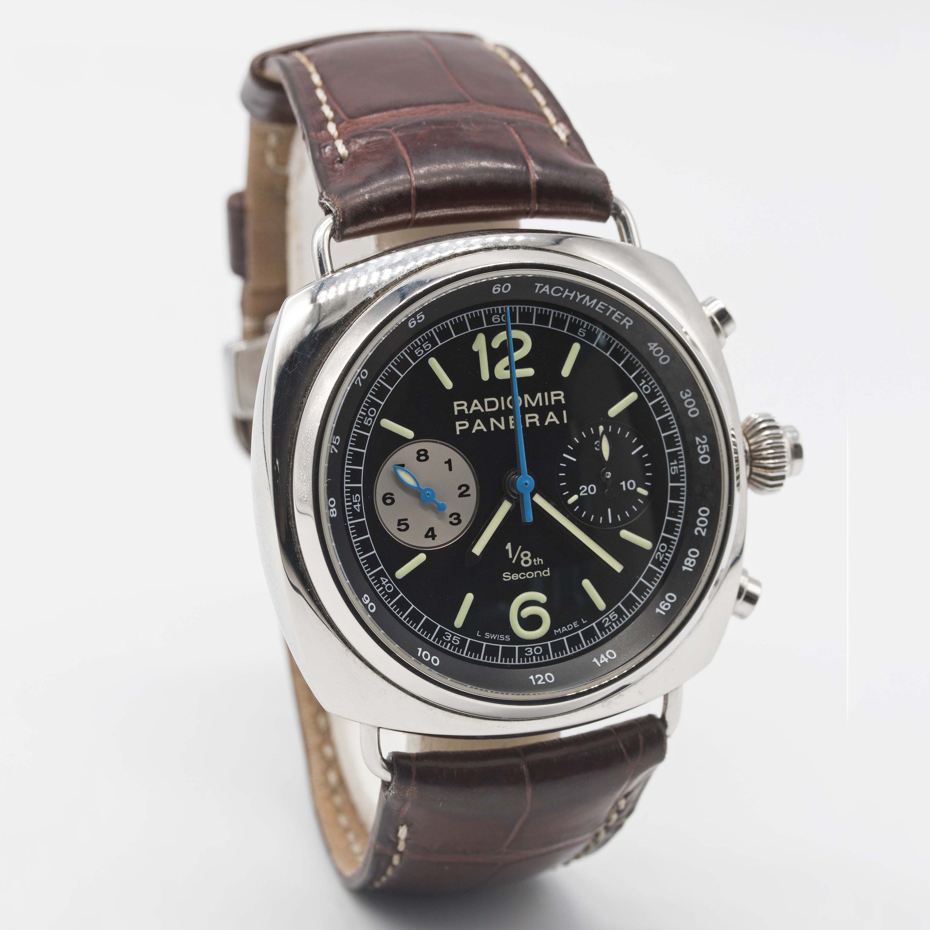 A GENTLEMAN'S STAINLESS STEEL PANERAI RADIOMIR 1/8TH SECOND RATTRAPANTE CHRONOGRAPH WRIST WATCH - Image 5 of 9