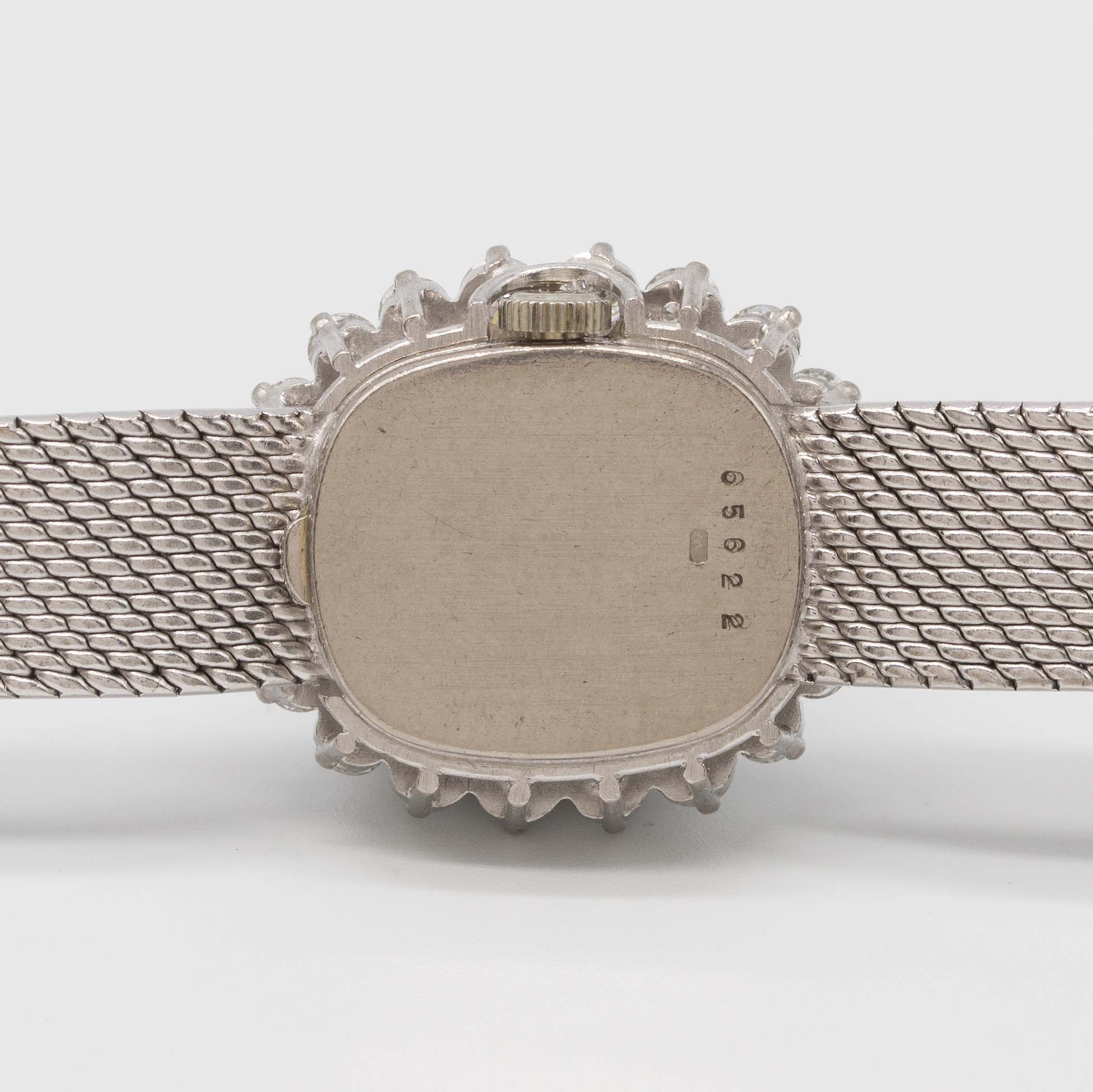 A FINE LADIES 18K SOLID WHITE GOLD & DIAMOND AUDEMARS PIGUET BRACELET WATCH CIRCA 1970s, WITH - Image 6 of 10