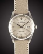 A GENTLEMAN'S STEEL & WHITE GOLD ROLEX OYSTER PERPETUAL DATEJUST WRIST WATCH CIRCA 1977, REF. 1601