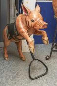 Kleines Karussellschweinchen, neuzeitlich. L. ca. 63 cm, H. ca. 66 cm.