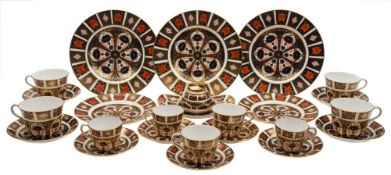 A collection of Royal Crown Derby porcelain 'Old Imari' dinner, tea and other wares: pattern 1128,
