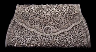 A Continental filigree silver casket, stamped 925: in the form of a handbag,