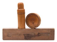 A late 19th century treen icing mould,