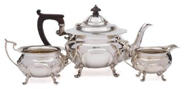 A George V silver three piece tea service, maker Joseph Rodgers & Sons, Sheffield,