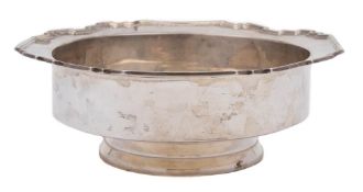 A George VI silver rose bowl, maker Walker & Hall Sheffield, 1946: of octagonal outline,