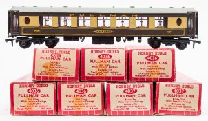 Hornby Dublo OO/HO passenger coaches:, comprising No 4035 Pullman car 'Aries' 1st Class,