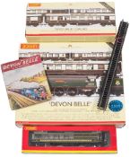 Hornby (China) OO/HO R2568 limited edition 'Devon Belle' Train pack:,