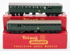 Tri-ang OO/HO SR Suburban Motor Coach R156 No S1057S:, together with dummy car R225 No 1052S, boxed.