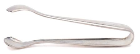 A pair of 20th Century German silver ice tongs, stamped 925: of plain design, 18cm. long, 89gms, 2.