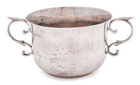 An Edward VII twin-handled silver porringer, maker James Parkes, London,