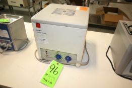 Baxter Scientific Products Labofuge A, M/N 2502, S/N 162426, 120 Volts ***Located in MDG Auction