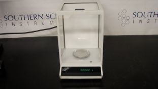 Mettler Toledo Balance AE 100 (NOTE: Unit Powers On)***Located in NC***