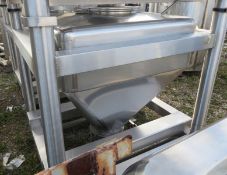 Tote Inc 18 CFT Bin.  135 Gallon Capacity, Stainless Steel.  40