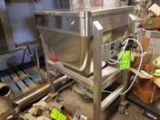 Hopper with air injector (Located in Dixon, Illinois)(Rigging and Handling Fee: $100)