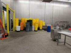 Rubbermaid Brute 32 Gallon Food Handling Containers & Lids, Orange