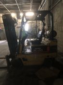 Daewoo 4,500 LB Forklift, 3-Stage Mast, Side-Shift Capability