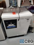 Dylis 3 foot reach in freezer