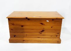 Modern pine blanket box on a plinth base, width 91cm
