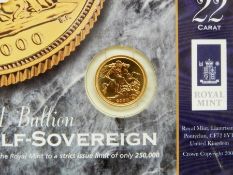 2000 gold half sovereign in presentation packet