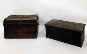 Stained trunk and a metal trunk (2)