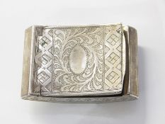 Engraved George III curved oblong snuff box with gilt washed interior, Birmingham 1807, William Pugh