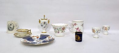 Quantity of decorative ceramics to include Minton 'Haddon Hall' pattern, Worcester mug, Coalport