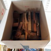 Various wooden moulding planes, spoke shaves, etc (1 box)